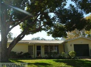 1578 Simmons Dr, Clearwater, FL 33756