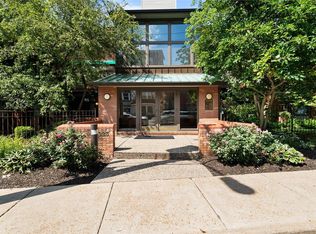 7923 Kingsbury Blvd APT 201, Saint Louis, MO 63105
