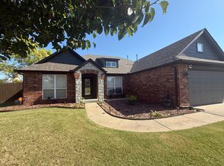 10211 E 101st St N, Owasso, OK 74055