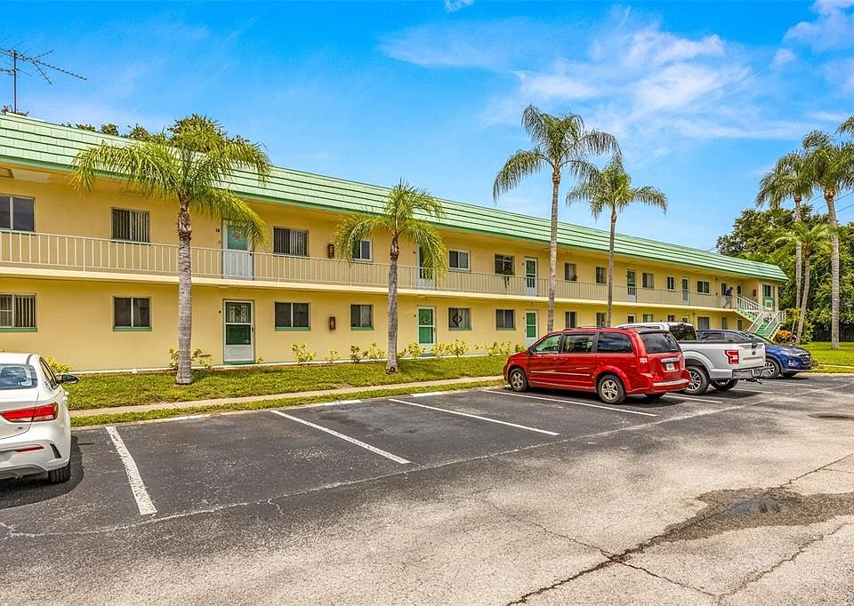 1st image of 2005 Greenbriar Blvd APT 14