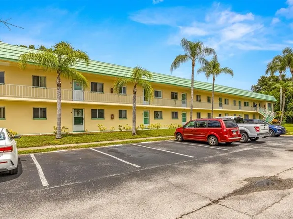 2005 Greenbriar Blvd APT 14, Clearwater, FL 33763