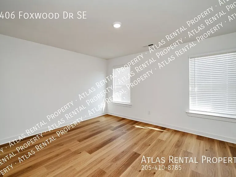 4406 Foxwood Dr — Photo 12