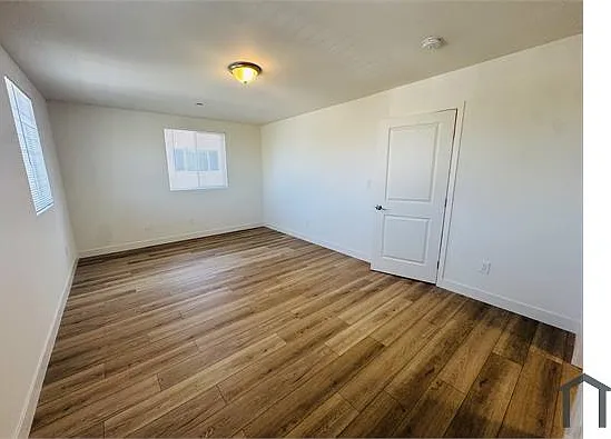5917 Denver Ave #5919 — Photo 7