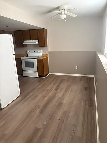 217 E Lincoln St #217 Photo 1