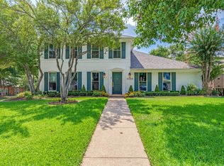 9058 Oakpath Ln, Dallas, TX 75243