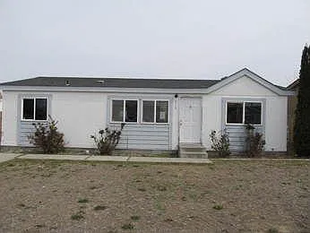 219 N Cedar Ave photo 1