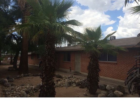 4th image of 3736 E Fairmount St APT 006
