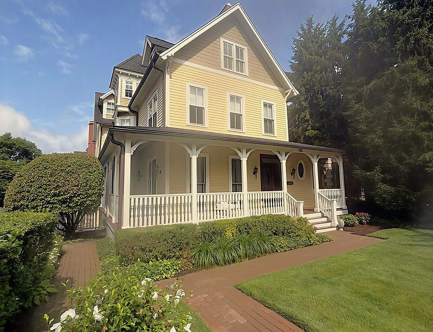 3 bed, 2.5 bath, 2454 sqft, $13,500 — Photo 1