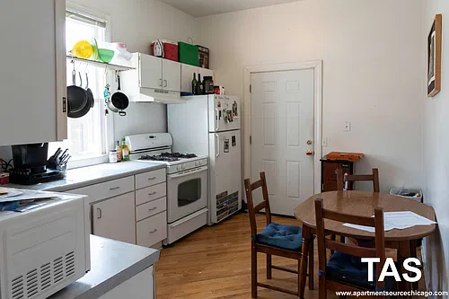 2616 N Marshfield Ave #1R Photo 1