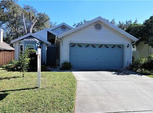 1449 Walden Oaks Pl, Plant City, FL 33563