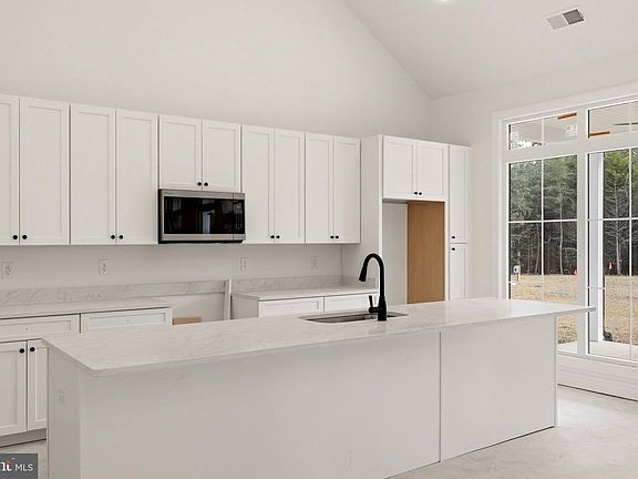 5th image of 222 Messick Rd