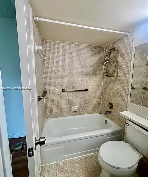 202 Mansfield E #E — Photo 9