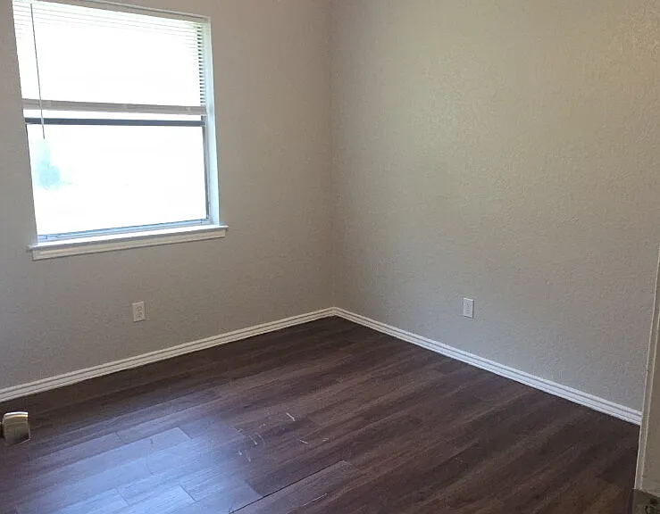 6719 Loma Vista Dr — Photo 3