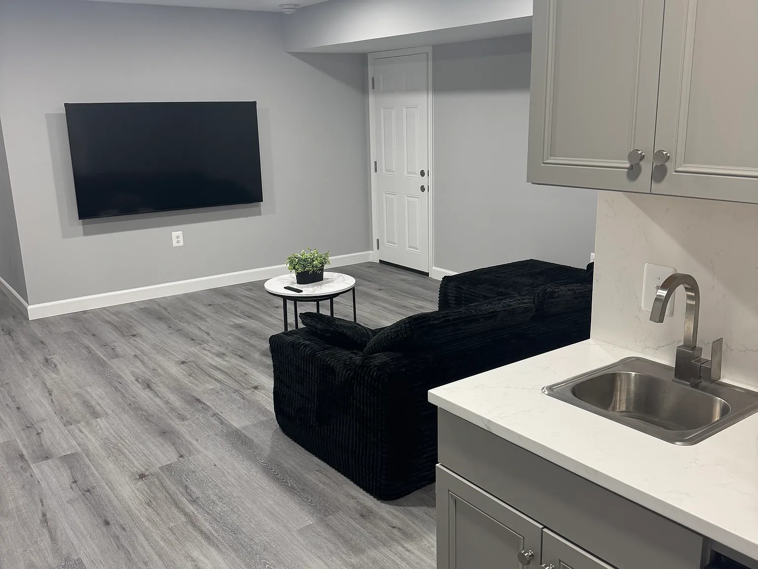 1 bed, 552 sqft, $1,500 — Photo 4