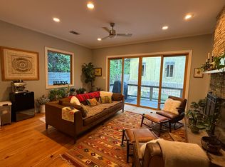 1205 S 6th St, Austin, TX 78704
