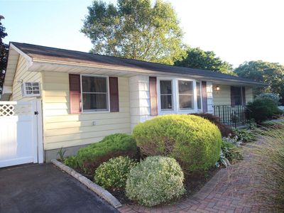 24 2nd Street, Farmingville, NY, 11738