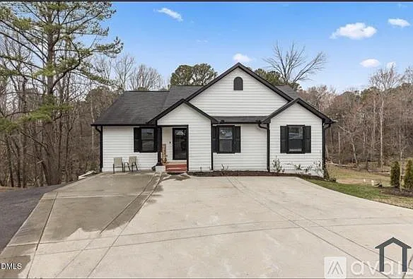 3201 Venus Dr