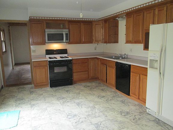 5th image of 4440 Goose Ln