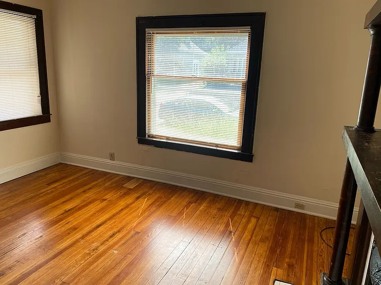 339 Park Ave — Photo 40