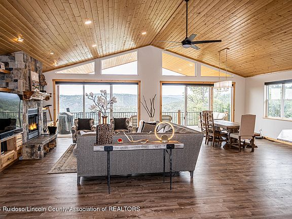 4th image of 502 Mountain High Cir