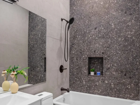 1198 Jefferson Avenue image 15 of 17