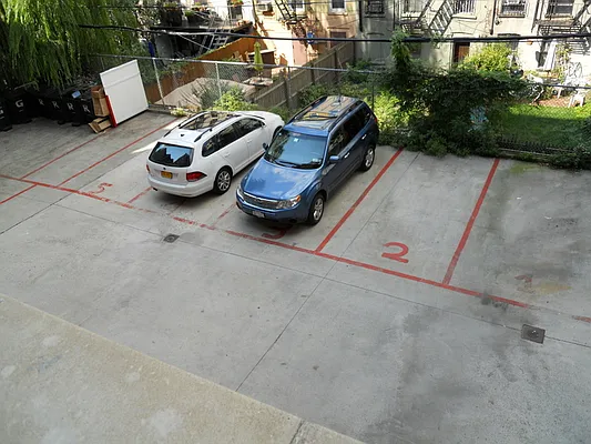 Rented by Urban Realty NYC | media 47