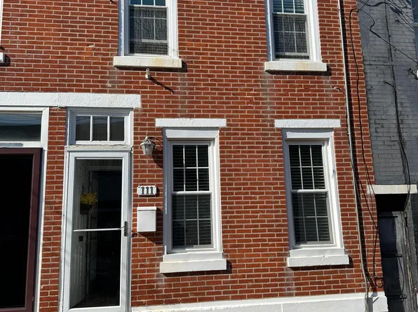 111 Mifflin St, Philadelphia, PA 19148