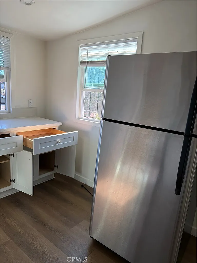 3 bed, 1500 sqft, $3,000 — Photo 3