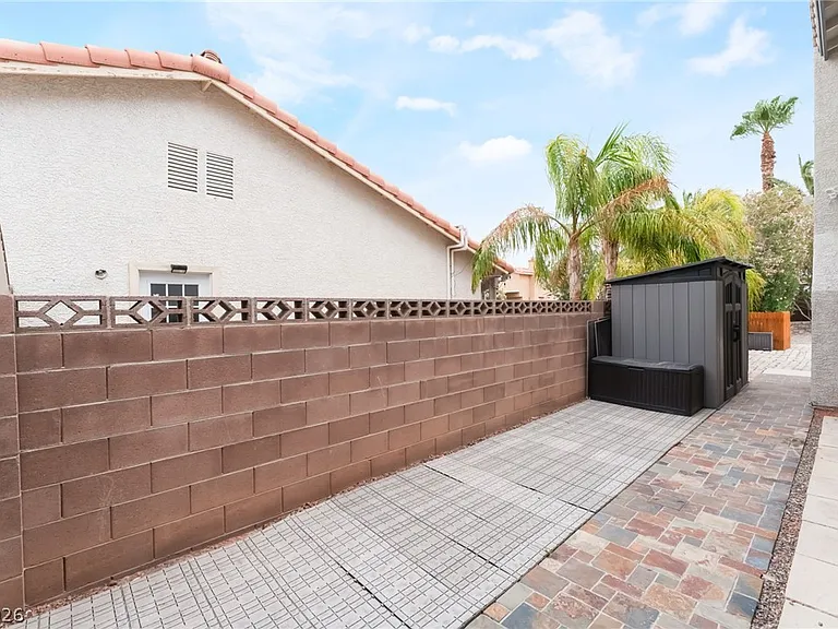 7425 Copper Crown Ct — Photo 48