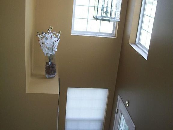 3rd image of 29010 Pembrooke Blvd