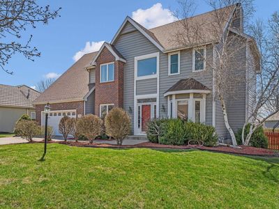 2009 Carmel Dr, Lawrence, KS, 66047