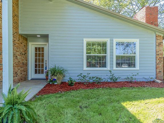 3rd image of 208 Lawndale St