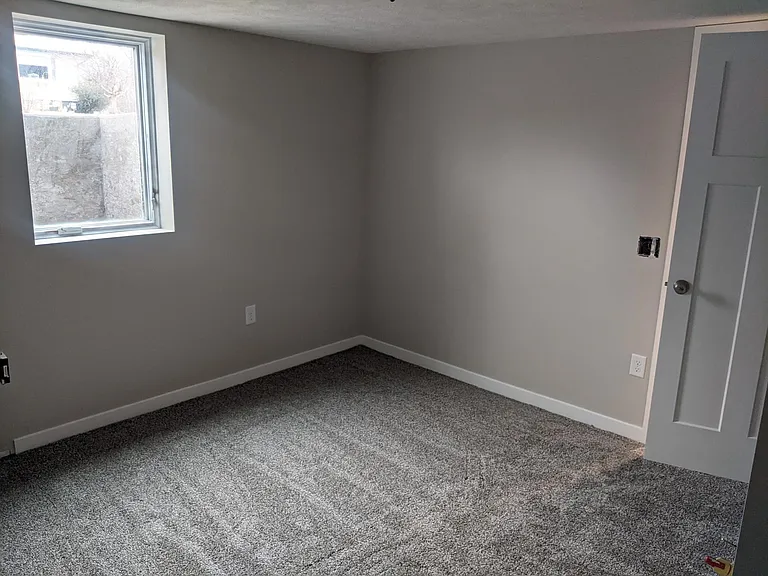 3001 S 43rd St — Photo 10