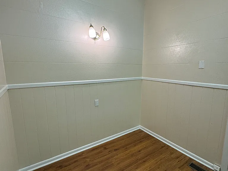3930 Montclair Rd — Photo 47