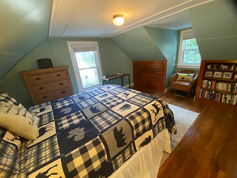22 Abbott St — Photo 11