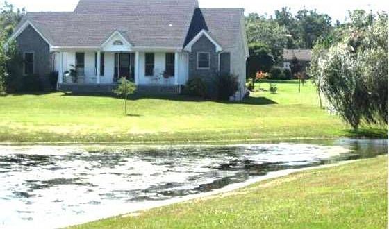 1st image of 162 Circle Dr