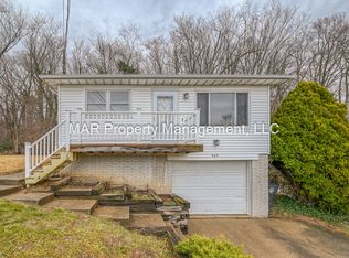 469 Baldwin Rd, Akron, OH 44312