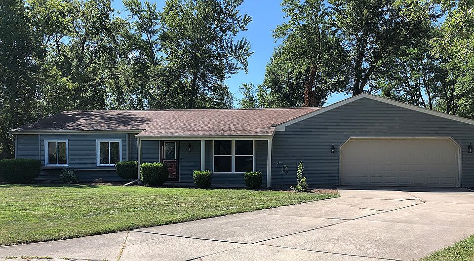 1st image of 4401 W Coventry Dr