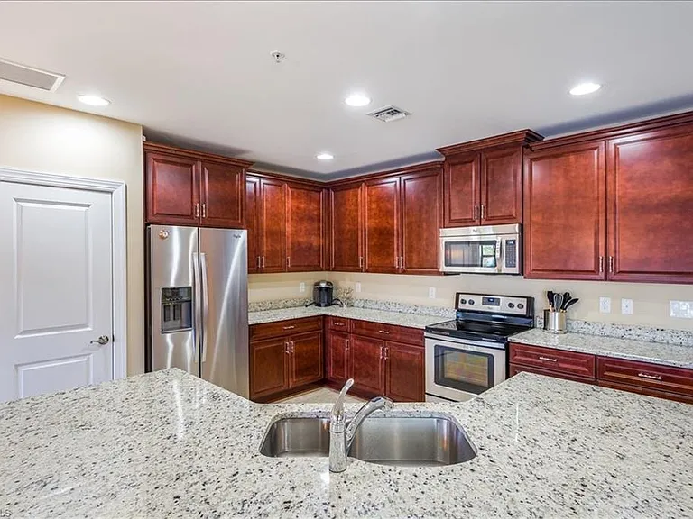 15144 Palmer Lake Cir #102 — Photo 10
