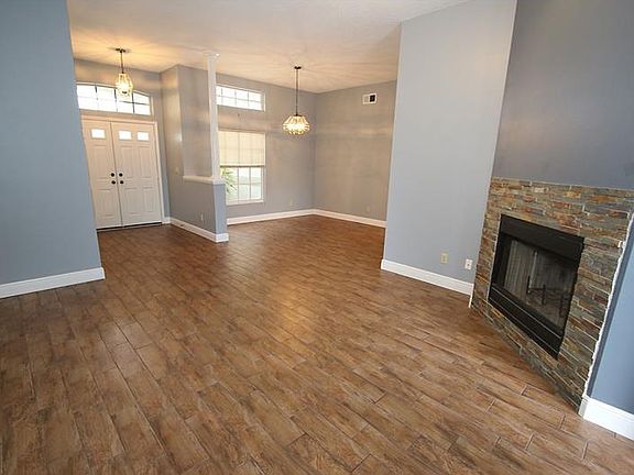 4th image of 1141 Darlington Oak Dr NE