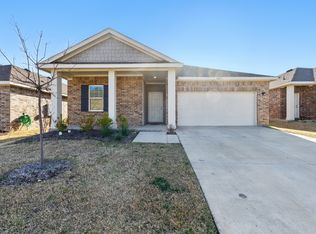 10353 Burnfoot Ln, Crowley, TX 76036