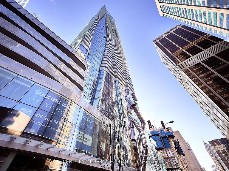 1 Bloor St E #313 — Photo 3