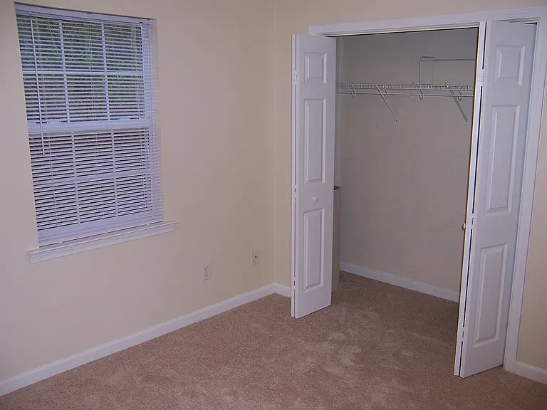 180 Laurel Heights Dr — Photo 10