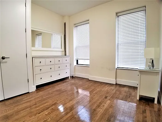 Rented by Rentall Group Inc | media 6