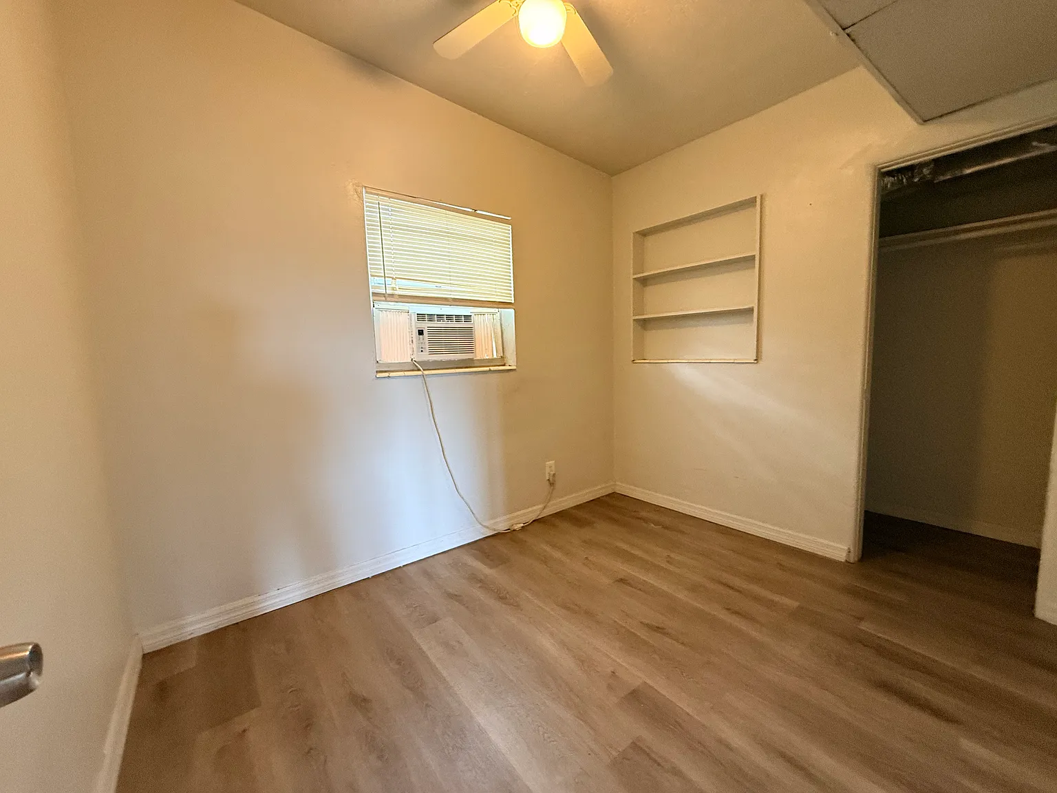 3 bed, 1084 sqft, $1,600 — Photo 4