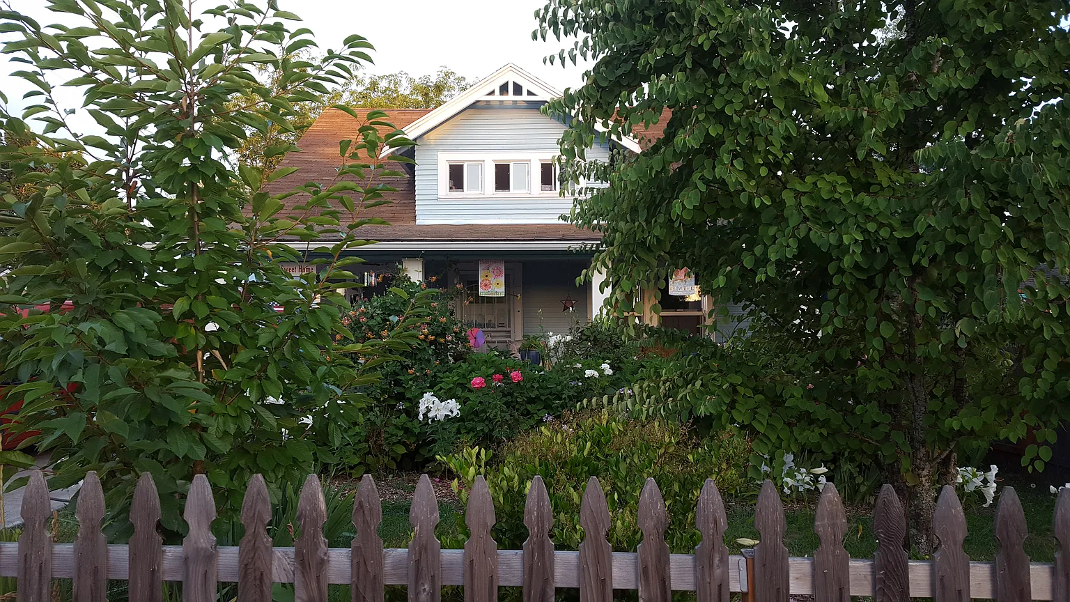 1890 City View St photo 1