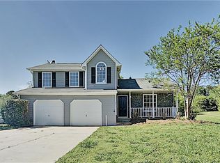 2571 Rosecommons Dr, Hampton, GA 30228