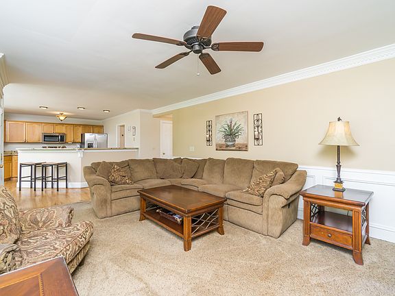 4th image of 540 Chapman Ln