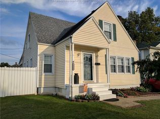 2220 Jefferson Ave, Point Pleasant, WV 25550