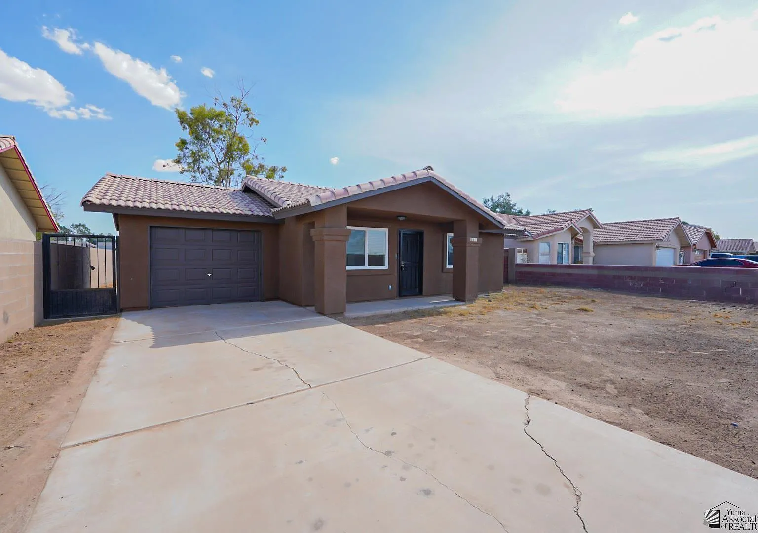 2 bed, 2.0 bath, 878 sqft, $1,325 — Photo 3